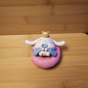 Cinnamaroll Sleeping Figurine